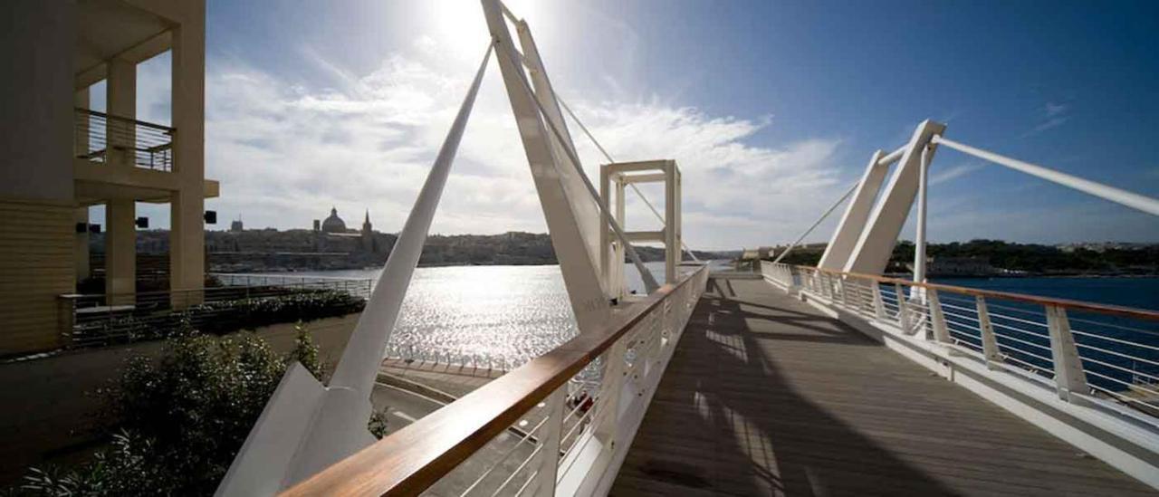 Luxury Apartment Inc Pool & Views Sliema Exterior foto