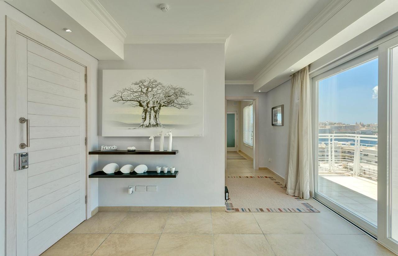 Luxury Apartment Inc Pool & Views Sliema Exterior foto